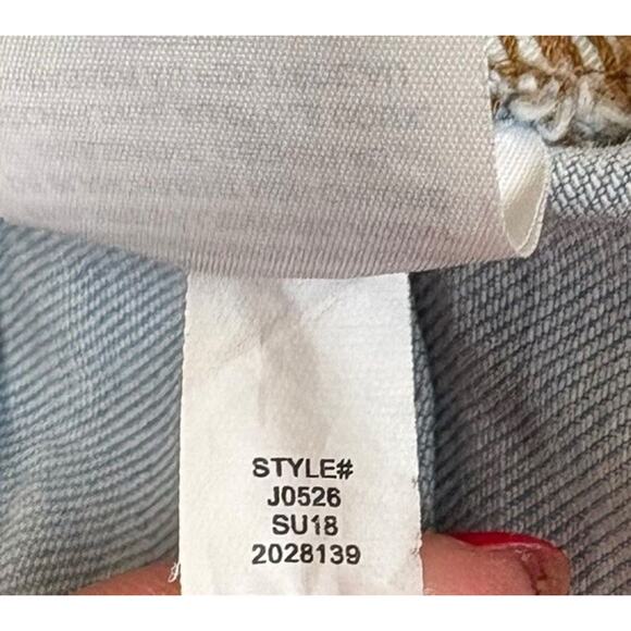 Madewell High-Rise Distressed Denim Shorts in Posey Wash – Size 26 - Picture 5 of 6